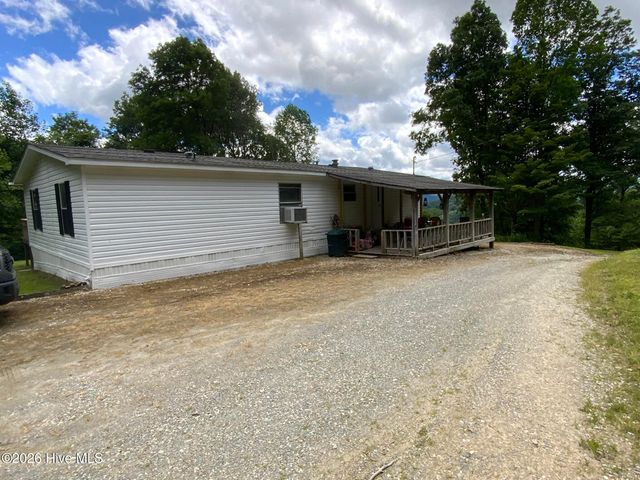 185 Joyces, Topton, NC 28781