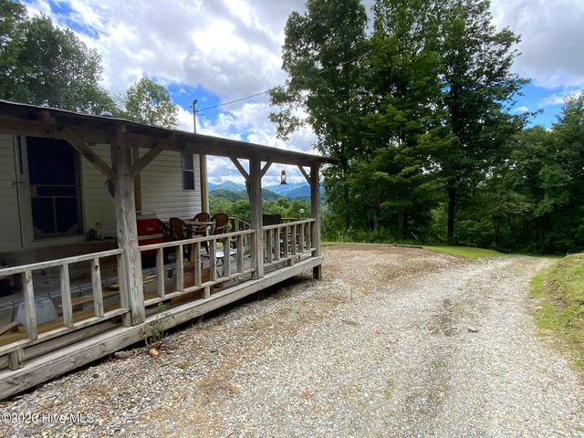 185 Joyces, Topton, NC 28781