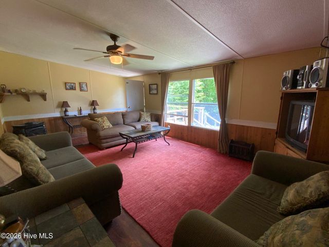 185 Joyces, Topton, NC 28781
