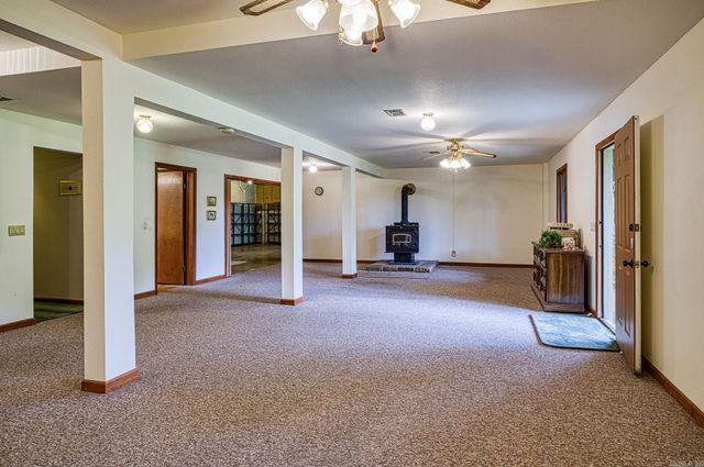 24 Cresta Way, Hot Springs Village, AR 71909