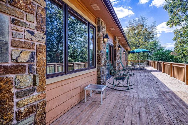 24 Cresta Way, Hot Springs Village, AR 71909
