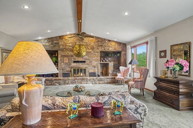 24 Cresta Way, Hot Springs Village, AR 71909