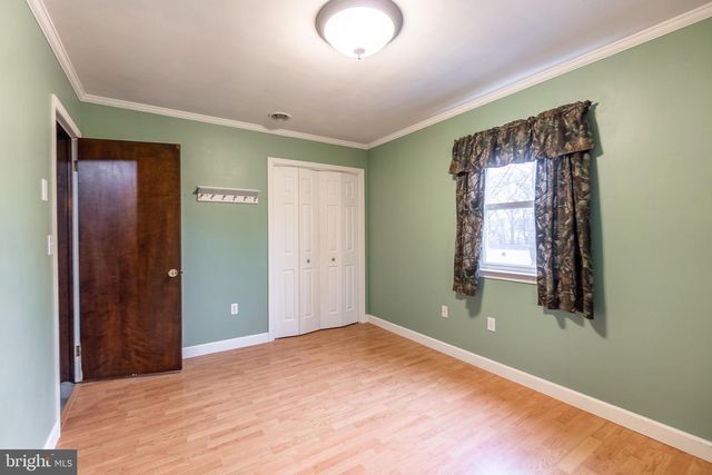 545 HANOVER ST, New Oxford, PA 17350