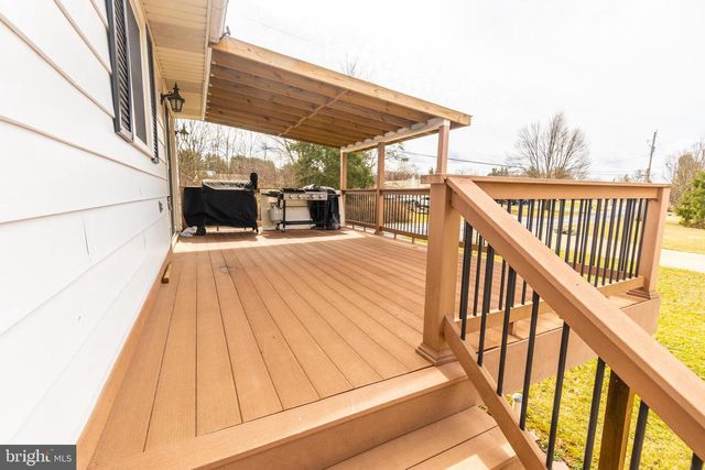 545 HANOVER ST, New Oxford, PA 17350