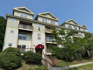 89 Hildred Drive, Burlington, VT 05401
