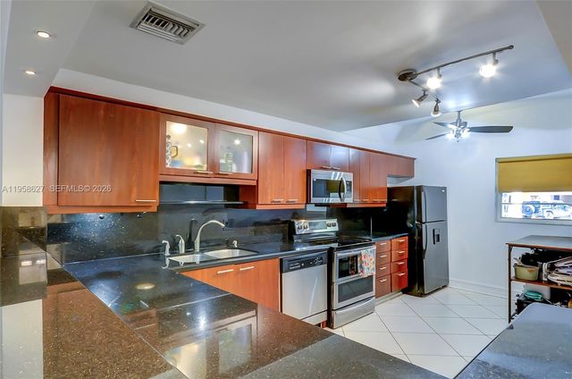 3831 Estepona Ave 11-D-2, Doral, FL 33178