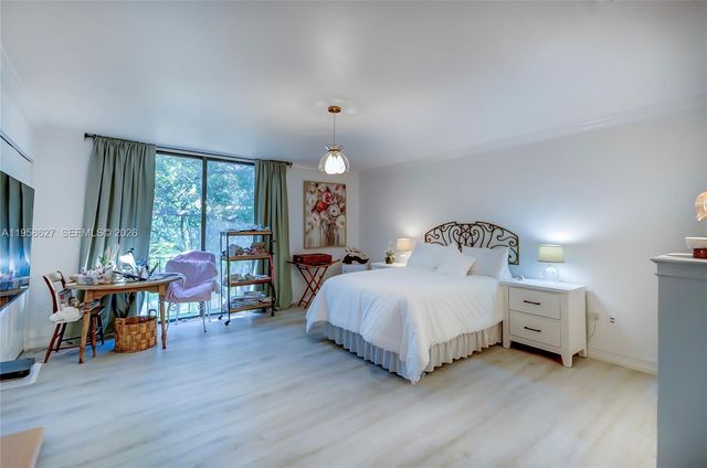 3831 Estepona Ave 11-D-2, Doral, FL 33178