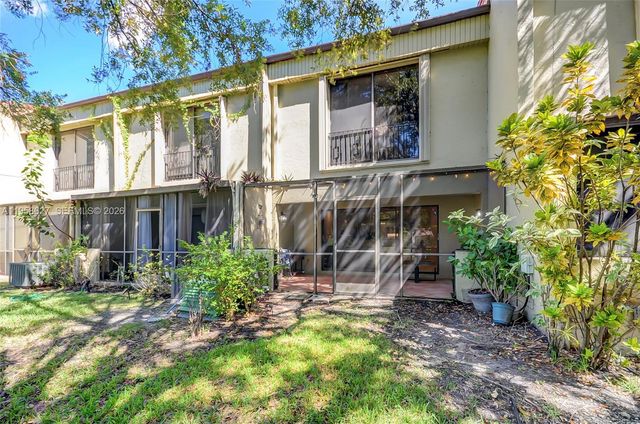 3831 Estepona Ave 11-D-2, Doral, FL 33178