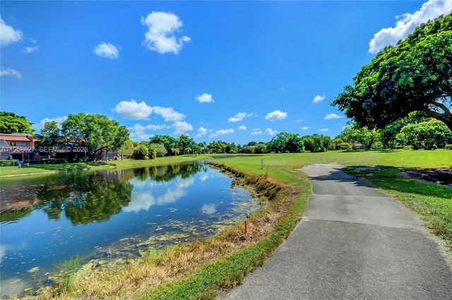 3831 Estepona Ave 11-D-2, Doral, FL 33178