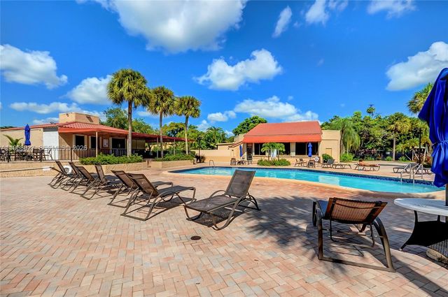 3831 Estepona Ave 11-D-2, Doral, FL 33178