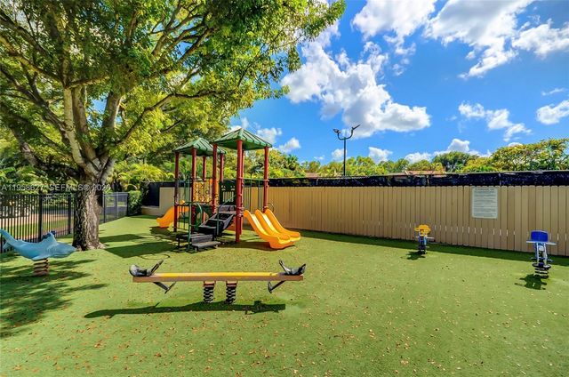 3831 Estepona Ave 11-D-2, Doral, FL 33178