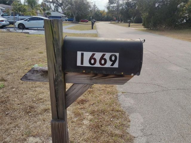 1669 TARRYTOWN AVENUE, Deltona, FL 32725