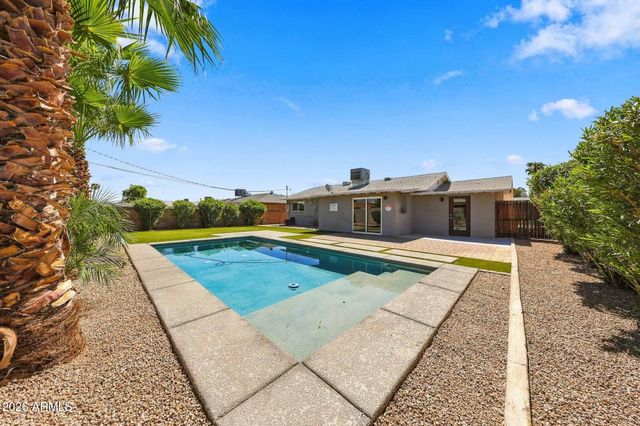 7258 E GRANADA Road, Scottsdale, AZ 85257