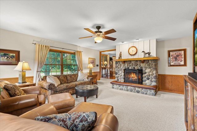 N104W16269 Donges Bay ROAD, Germantown, WI 53022