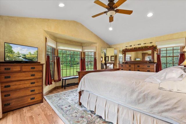 N104W16269 Donges Bay ROAD, Germantown, WI 53022