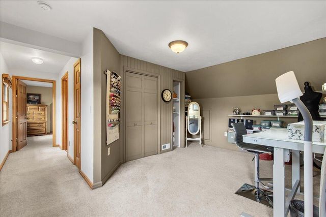 N104W16269 Donges Bay ROAD, Germantown, WI 53022
