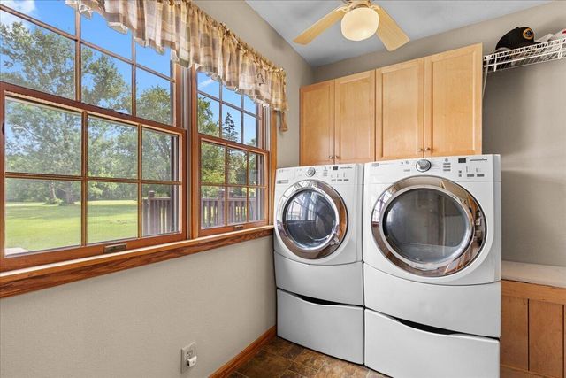N104W16269 Donges Bay ROAD, Germantown, WI 53022