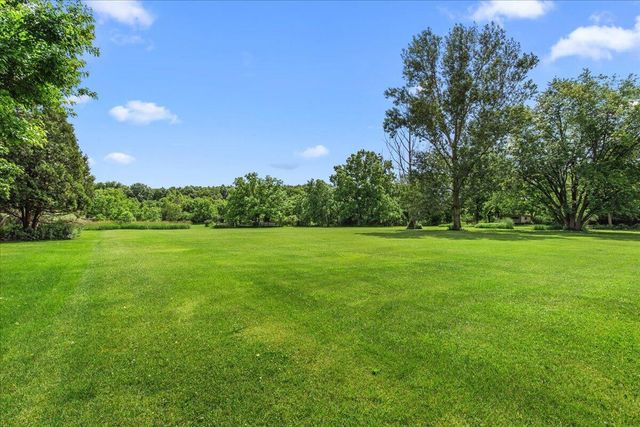 N104W16269 Donges Bay ROAD, Germantown, WI 53022