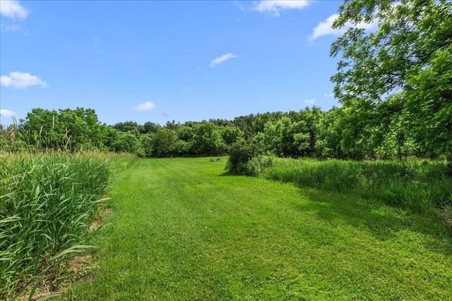 N104W16269 Donges Bay ROAD, Germantown, WI 53022