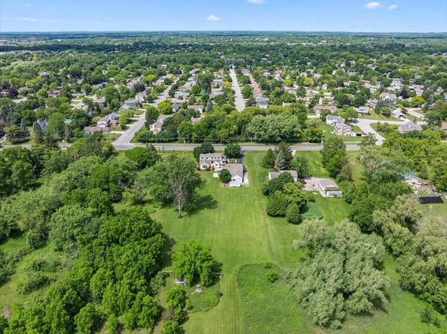 N104W16269 Donges Bay ROAD, Germantown, WI 53022