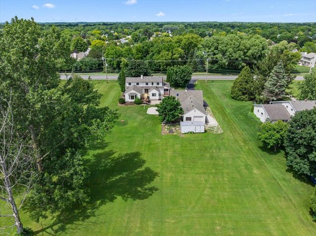 N104W16269 Donges Bay ROAD, Germantown, WI 53022