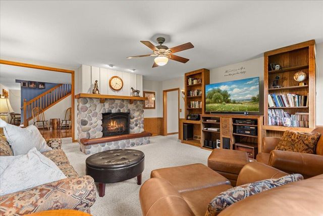 N104W16269 Donges Bay ROAD, Germantown, WI 53022