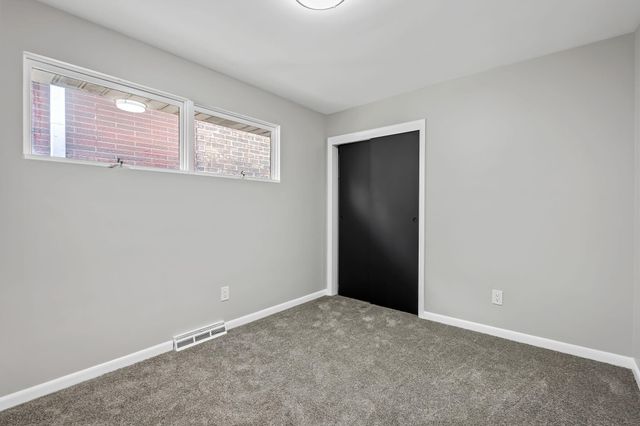 1018 Myrtle Avenue, Whiting, IN 46394