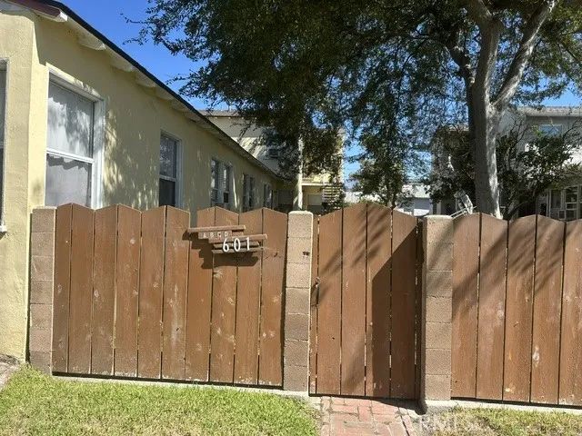 601 Chevy Chase A, Glendale, CA 91205