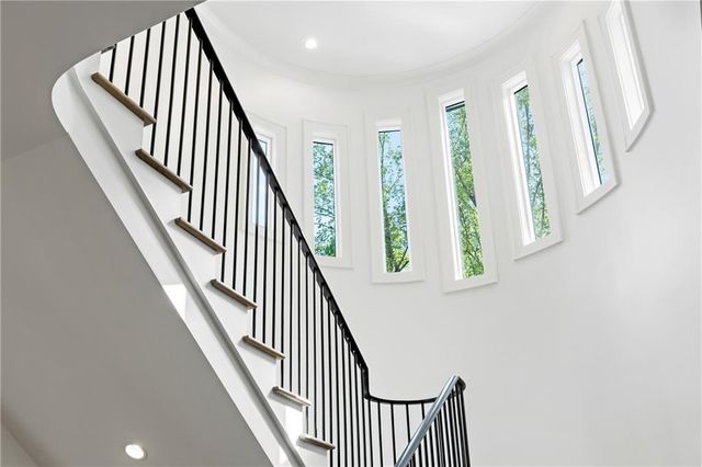5260 Long Island Drive NW, Atlanta, GA 30327