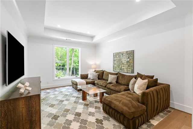 5260 Long Island Drive NW, Atlanta, GA 30327