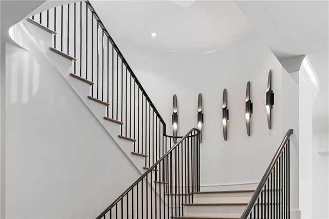 5260 Long Island Drive NW, Atlanta, GA 30327