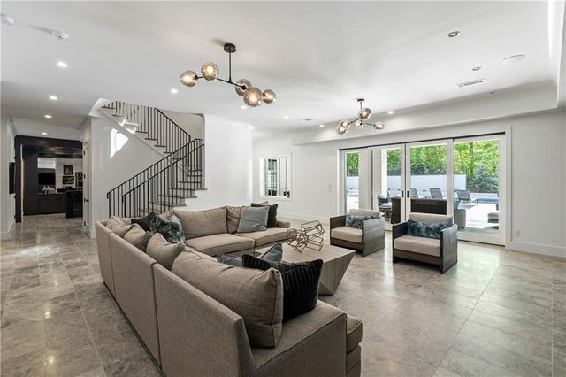 5260 Long Island Drive NW, Atlanta, GA 30327