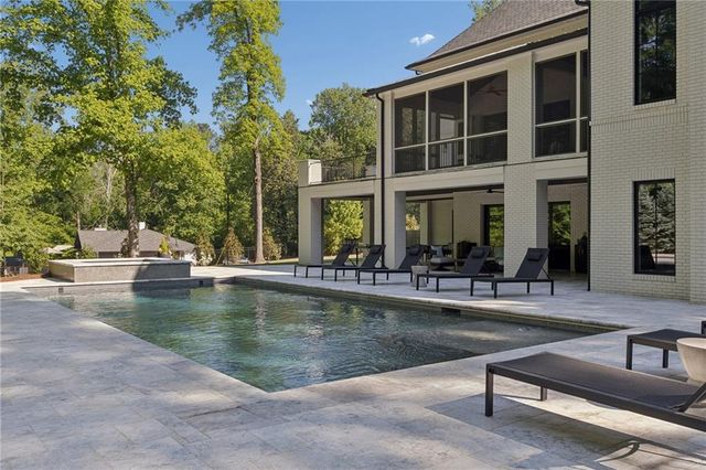 5260 Long Island Drive NW, Atlanta, GA 30327