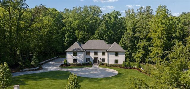 5260 Long Island Drive NW, Atlanta, GA 30327