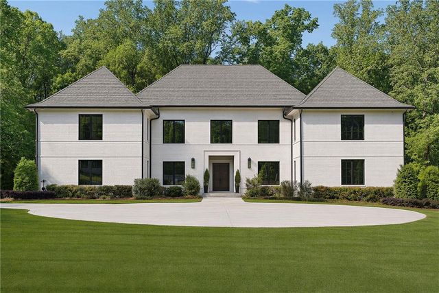 5260 Long Island Drive NW, Atlanta, GA 30327