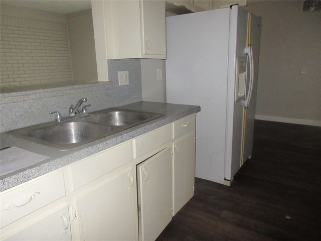 4904 Virgil Street, Fort Worth, TX 76119