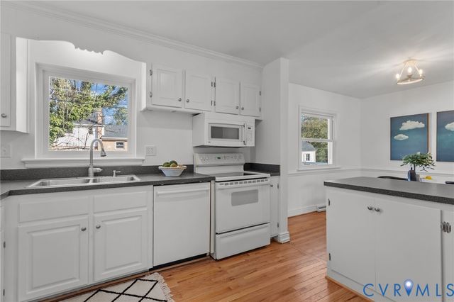 8004 Neuson Ct, Henrico, VA 23229