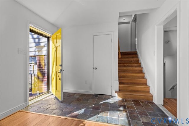 8004 Neuson Ct, Henrico, VA 23229