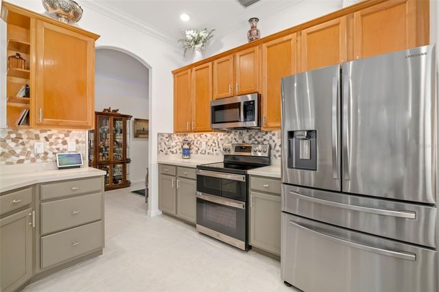 6413 GRAND POINT AVENUE, Bradenton, FL 34201