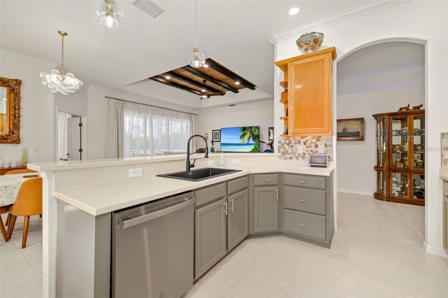 6413 GRAND POINT AVENUE, Bradenton, FL 34201