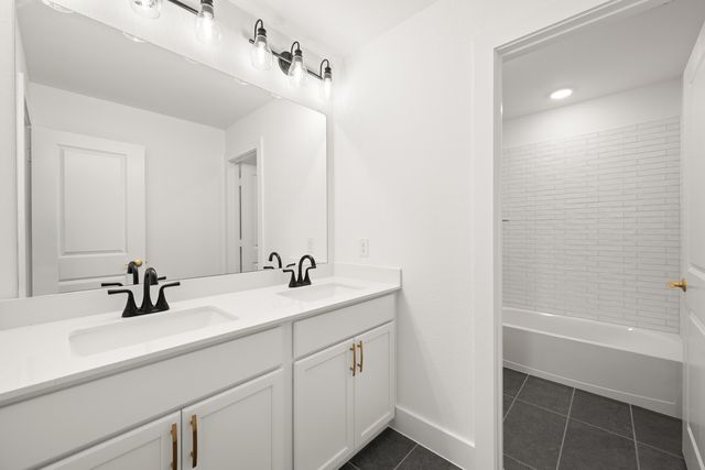 1729 Nesting Robin Lane, Denton, TX 76249