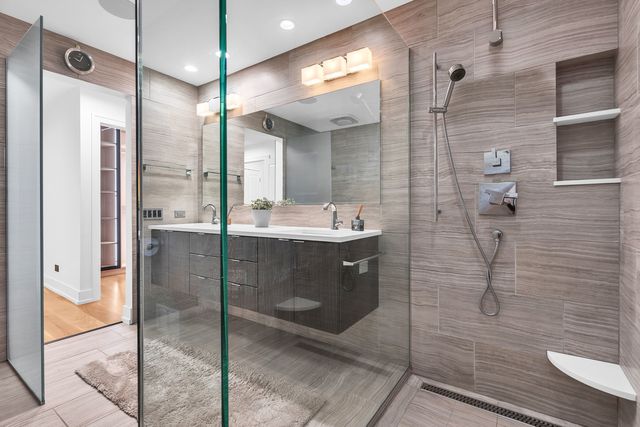 623 Echo Lane, Glenview, IL 60025