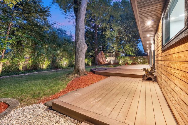 623 Echo Lane, Glenview, IL 60025