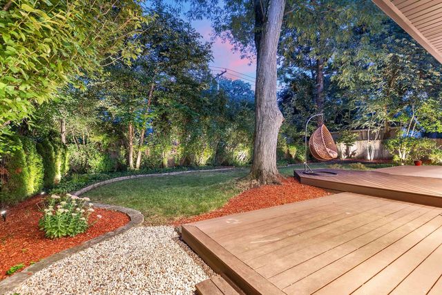 623 Echo Lane, Glenview, IL 60025