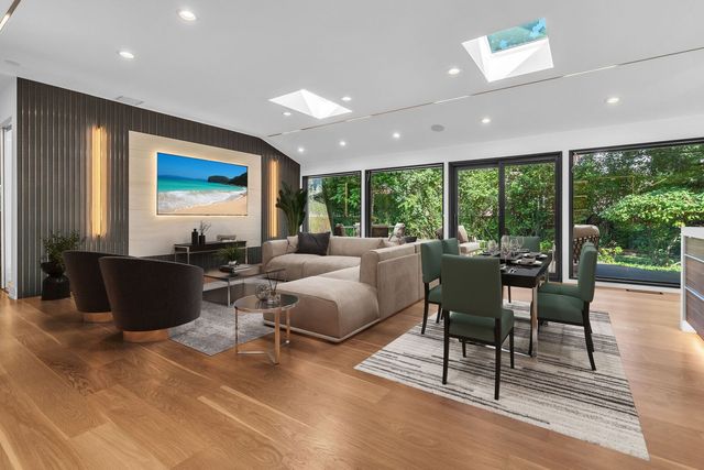 623 Echo Lane, Glenview, IL 60025