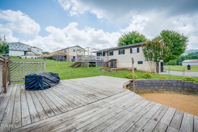 1403 Charity Hill Road, Elizabethton, TN 37643