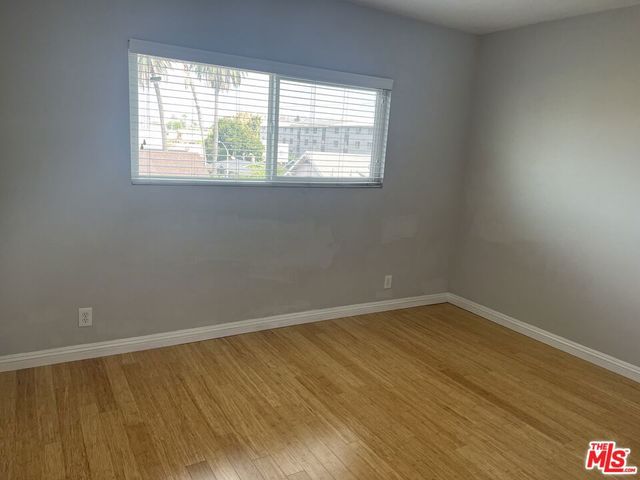 233 N PARK VIEW Street, Los Angeles, CA 90026