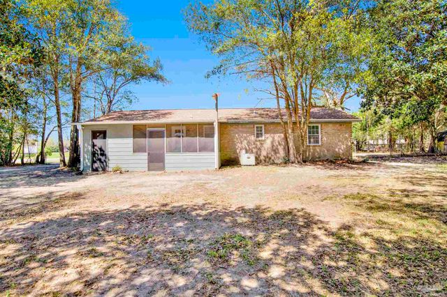 4350 Pine Villa Cir, Pace, FL 32571