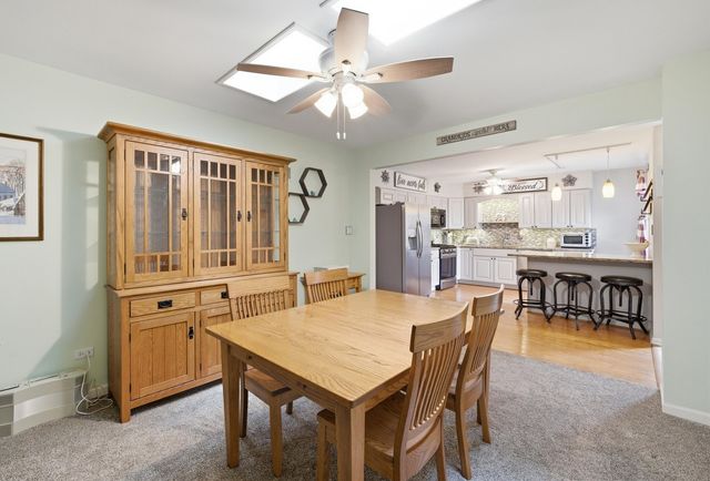 54 Village Woods Drive, Crete, IL 60417