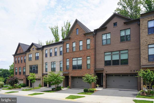 4507 PLATEAU DR, Fairfax, VA 22030